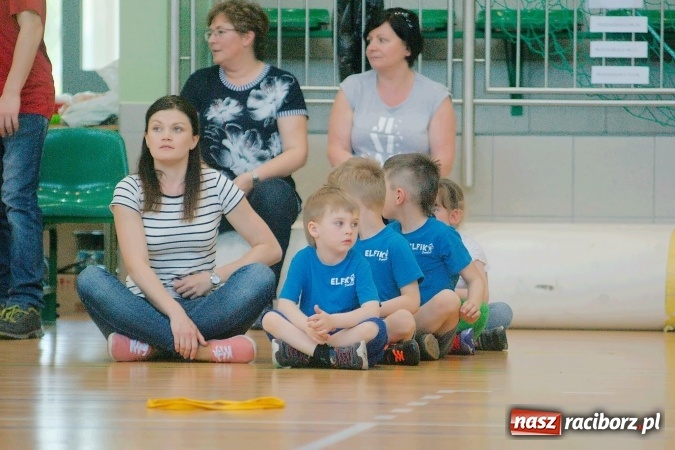 Zdjęcie w galerii na portalu naszraciborz.pl: XIV Międzyprzedszkolna Spartakiada przedszkolaków w Arenie Rafako wiadomości z regionu