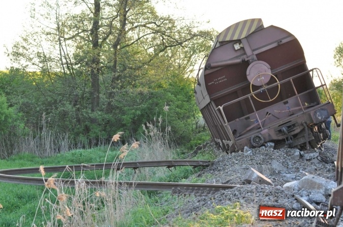 Zdjęcie w galerii na portalu naszraciborz.pl: Wypadek kolejowy na linii 194 Pietrowice Wielkie - Kietrz wiadomości z regionu