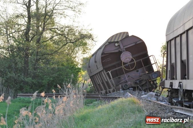 Zdjęcie w galerii na portalu naszraciborz.pl: Wypadek kolejowy na linii 194 Pietrowice Wielkie - Kietrz wiadomości z regionu