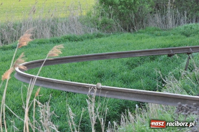 Zdjęcie w galerii na portalu naszraciborz.pl: Wypadek kolejowy na linii 194 Pietrowice Wielkie - Kietrz wiadomości z regionu