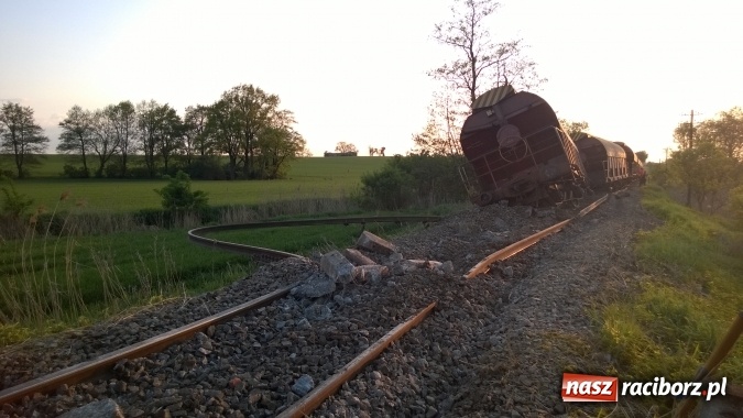 Zdjęcie w galerii na portalu naszraciborz.pl: Wypadek kolejowy na linii 194 Pietrowice Wielkie - Kietrz wiadomości z regionu