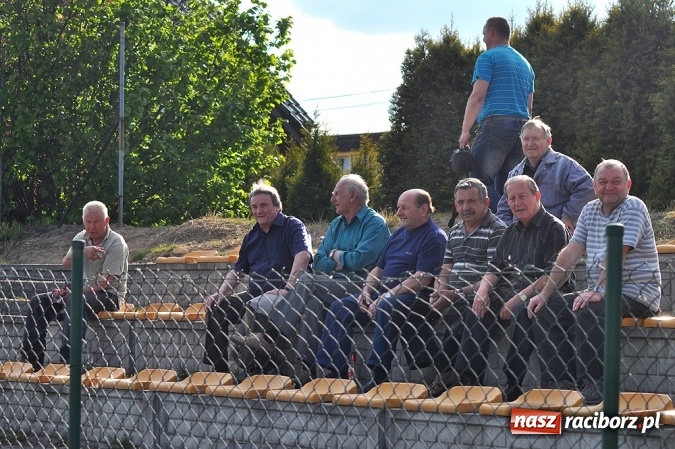 Zdjęcie w galerii na portalu naszraciborz.pl: Szczęśliwy remis Naprzodu Borucin wiadomości z regionu