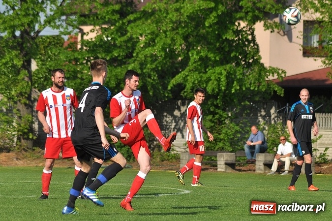 Zdjęcie w galerii na portalu naszraciborz.pl: Szczęśliwy remis Naprzodu Borucin wiadomości z regionu