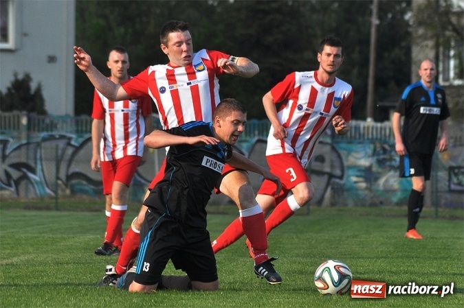 Zdjęcie w galerii na portalu naszraciborz.pl: Szczęśliwy remis Naprzodu Borucin wiadomości z regionu