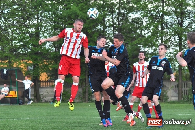 Zdjęcie w galerii na portalu naszraciborz.pl: Szczęśliwy remis Naprzodu Borucin wiadomości z regionu