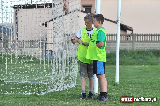 Zdjęcie w galerii na portalu naszraciborz.pl: Szczęśliwy remis Naprzodu Borucin wiadomości z regionu