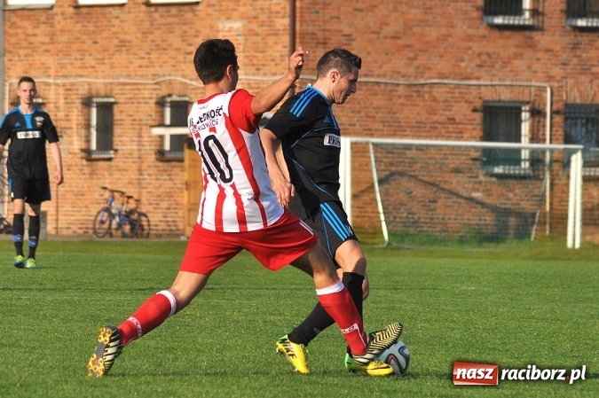 Zdjęcie w galerii na portalu naszraciborz.pl: Szczęśliwy remis Naprzodu Borucin wiadomości z regionu
