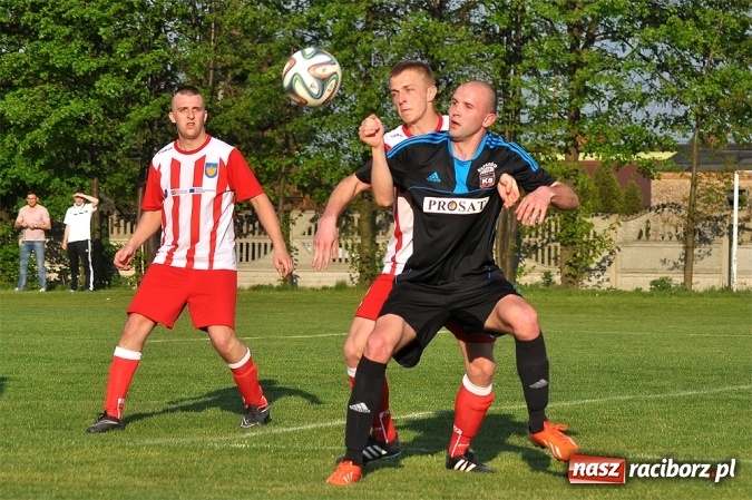 Zdjęcie w galerii na portalu naszraciborz.pl: Szczęśliwy remis Naprzodu Borucin wiadomości z regionu