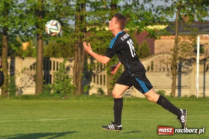 Zdjęcie w galerii na portalu naszraciborz.pl: Szczęśliwy remis Naprzodu Borucin wiadomości z regionu