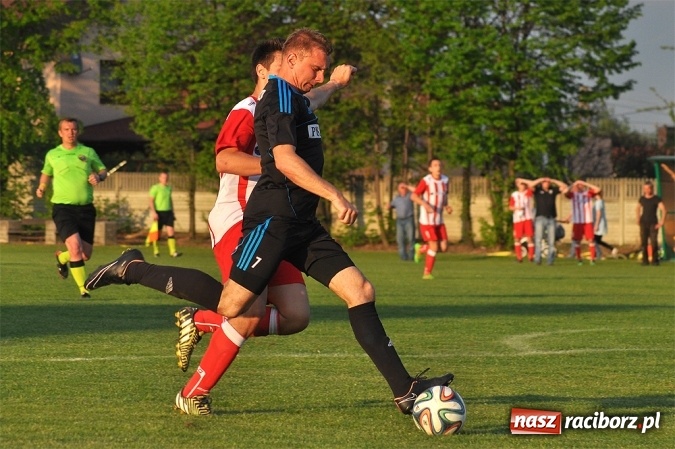 Zdjęcie w galerii na portalu naszraciborz.pl: Szczęśliwy remis Naprzodu Borucin wiadomości z regionu