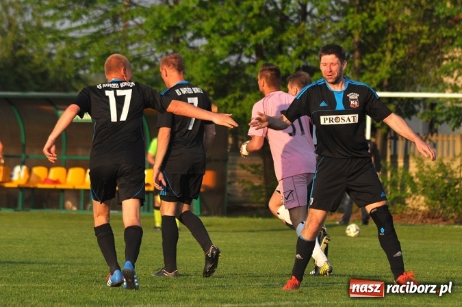 Zdjęcie w galerii na portalu naszraciborz.pl: Szczęśliwy remis Naprzodu Borucin wiadomości z regionu