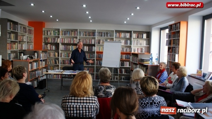 Zdjęcie w galerii na portalu naszraciborz.pl: Trening pamięci w Klubie Przyjaciół Biblioteki na Ostrogu  wiadomości z regionu