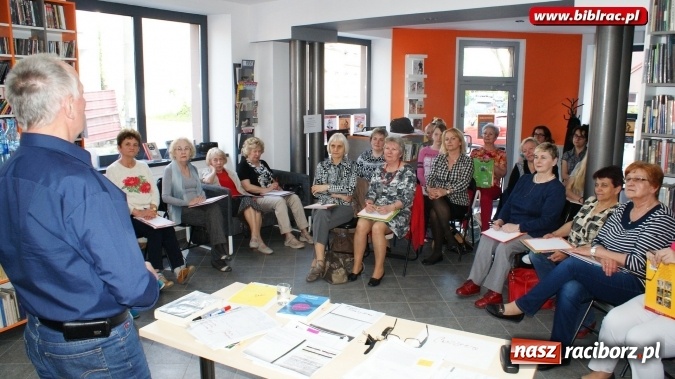 Zdjęcie w galerii na portalu naszraciborz.pl: Trening pamięci w Klubie Przyjaciół Biblioteki na Ostrogu  wiadomości z regionu