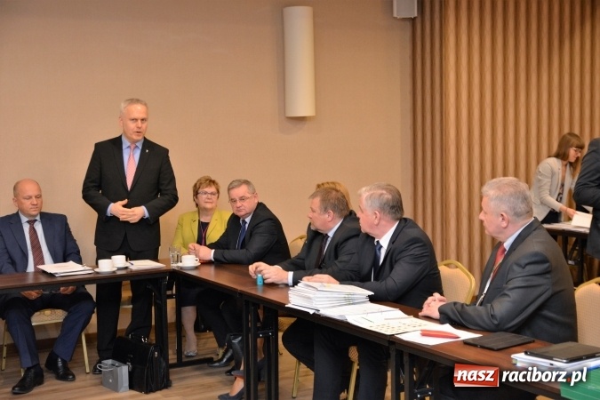 Zdjęcie w galerii na portalu naszraciborz.pl: Podpisanie umowy o partnerstwie  wiadomości z regionu