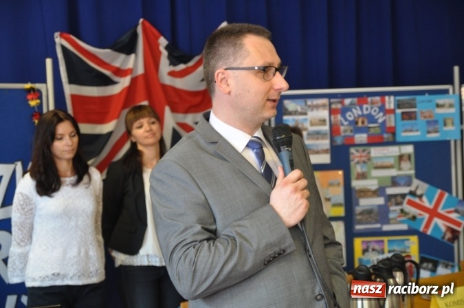 Zdjęcie w galerii na portalu naszraciborz.pl: Wojewódzkie konkursy językowe Der Globus i The Globe w Szkole Podstawowej nr 18 wiadomości z regionu