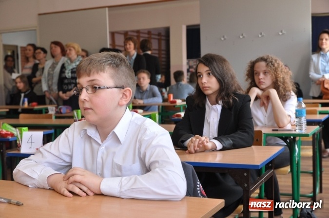 Zdjęcie w galerii na portalu naszraciborz.pl: Wojewódzkie konkursy językowe Der Globus i The Globe w Szkole Podstawowej nr 18 wiadomości z regionu