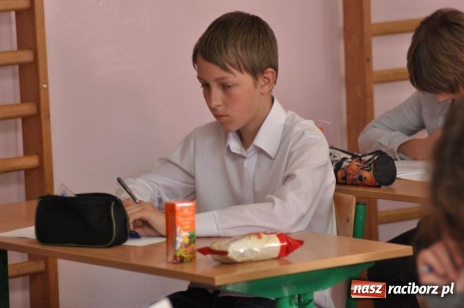 Zdjęcie w galerii na portalu naszraciborz.pl: Wojewódzkie konkursy językowe Der Globus i The Globe w Szkole Podstawowej nr 18 wiadomości z regionu