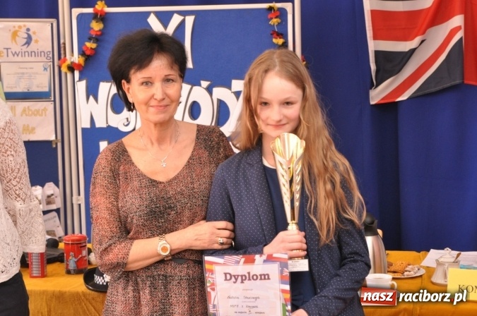 Zdjęcie w galerii na portalu naszraciborz.pl: Wojewódzkie konkursy językowe Der Globus i The Globe w Szkole Podstawowej nr 18 wiadomości z regionu