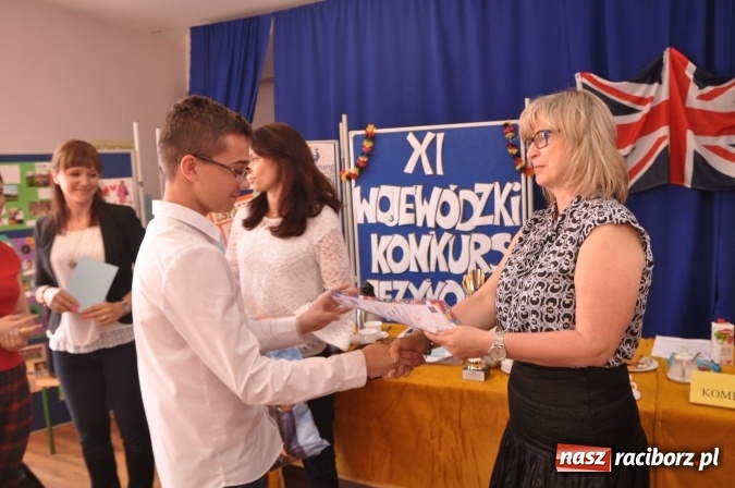Zdjęcie w galerii na portalu naszraciborz.pl: Wojewódzkie konkursy językowe Der Globus i The Globe w Szkole Podstawowej nr 18 wiadomości z regionu
