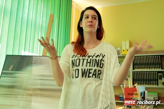 Zdjęcie w galerii na portalu naszraciborz.pl: Biblioteka raciborskiej uczelni inspiruje - spotkanie z absolwentką Agnieszką Gogolewską wiadomości z regionu