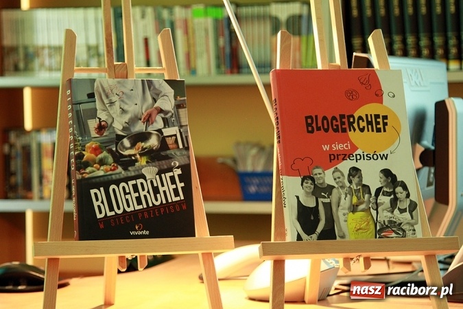 Zdjęcie w galerii na portalu naszraciborz.pl: Biblioteka raciborskiej uczelni inspiruje - spotkanie z absolwentką Agnieszką Gogolewską wiadomości z regionu