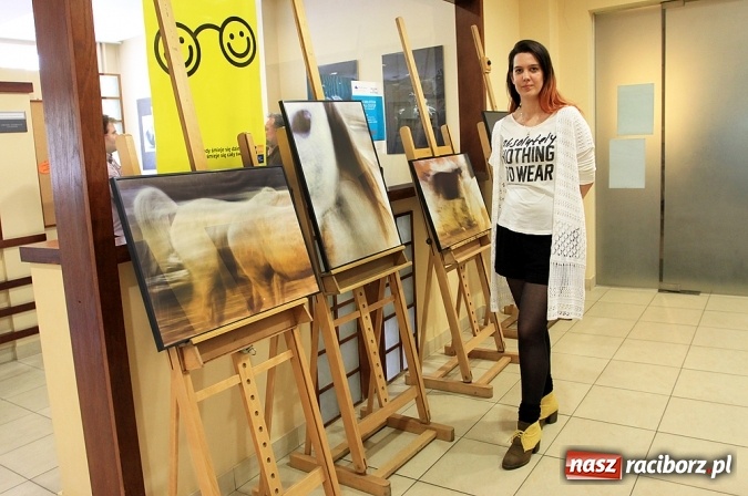 Zdjęcie w galerii na portalu naszraciborz.pl: Biblioteka raciborskiej uczelni inspiruje - spotkanie z absolwentką Agnieszką Gogolewską wiadomości z regionu