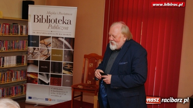 Zdjęcie w galerii na portalu naszraciborz.pl: Detektyw w krainie cudów – spotkanie z prof. Tadeuszem Cegielskim w bibliotece  wiadomości z regionu