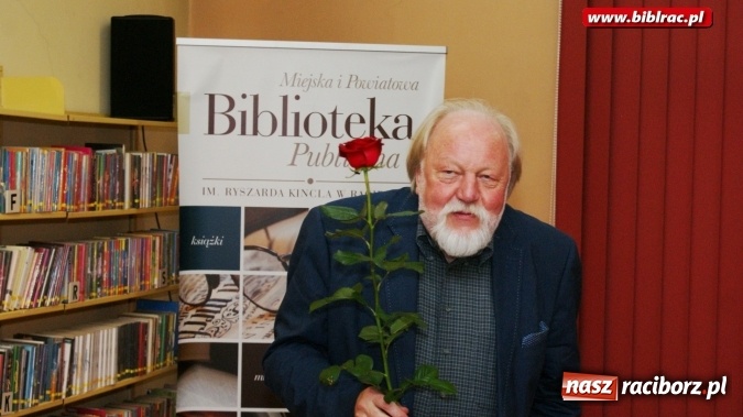 Zdjęcie w galerii na portalu naszraciborz.pl: Detektyw w krainie cudów – spotkanie z prof. Tadeuszem Cegielskim w bibliotece  wiadomości z regionu