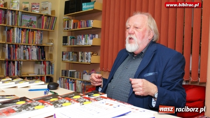 Zdjęcie w galerii na portalu naszraciborz.pl: Detektyw w krainie cudów – spotkanie z prof. Tadeuszem Cegielskim w bibliotece  wiadomości z regionu