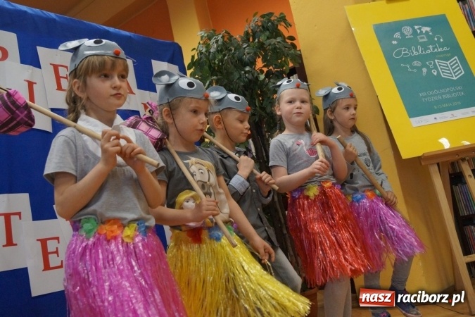 Zdjęcie w galerii na portalu naszraciborz.pl: Jury miało problem! W bibliotece w Nędzy zabłysnęły talenty   wiadomości z regionu