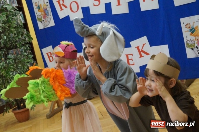 Zdjęcie w galerii na portalu naszraciborz.pl: Jury miało problem! W bibliotece w Nędzy zabłysnęły talenty   wiadomości z regionu