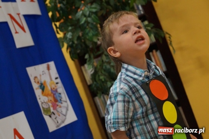 Zdjęcie w galerii na portalu naszraciborz.pl: Jury miało problem! W bibliotece w Nędzy zabłysnęły talenty   wiadomości z regionu