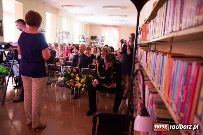 Zdjęcie w galerii na portalu naszraciborz.pl: Bibliotekarze z powiatu świętowali dziś przy Kasprowicza wiadomości z regionu