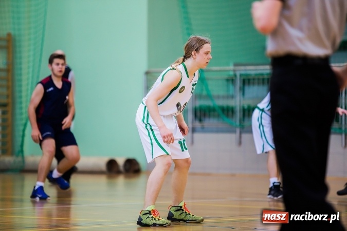 Zdjęcie w galerii na portalu naszraciborz.pl: Gimnazjum nr 1 drugie w półfinale wojewódzkim wiadomości z regionu