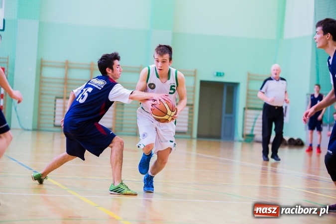 Zdjęcie w galerii na portalu naszraciborz.pl: Gimnazjum nr 1 drugie w półfinale wojewódzkim wiadomości z regionu