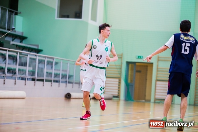 Zdjęcie w galerii na portalu naszraciborz.pl: Gimnazjum nr 1 drugie w półfinale wojewódzkim wiadomości z regionu