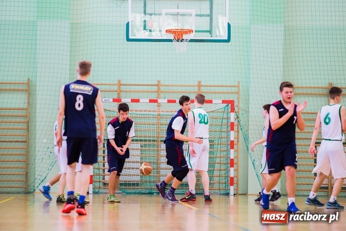 Zdjęcie w galerii na portalu naszraciborz.pl: Gimnazjum nr 1 drugie w półfinale wojewódzkim wiadomości z regionu