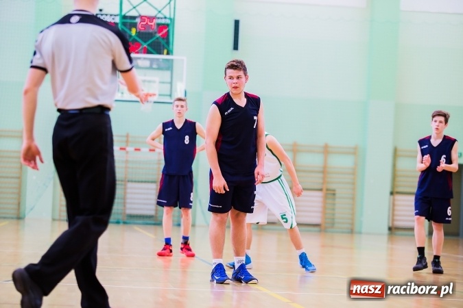 Zdjęcie w galerii na portalu naszraciborz.pl: Gimnazjum nr 1 drugie w półfinale wojewódzkim wiadomości z regionu