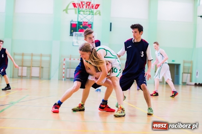 Zdjęcie w galerii na portalu naszraciborz.pl: Gimnazjum nr 1 drugie w półfinale wojewódzkim wiadomości z regionu