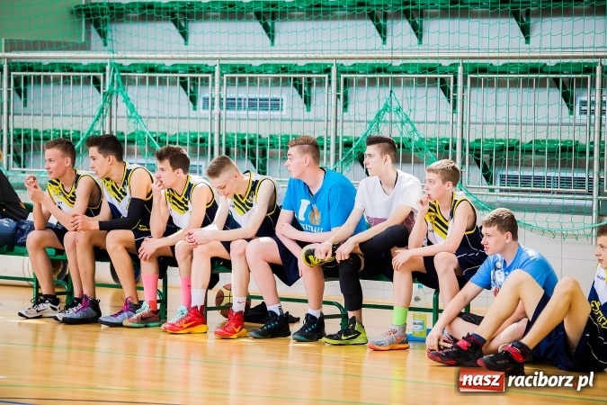 Zdjęcie w galerii na portalu naszraciborz.pl: Gimnazjum nr 1 drugie w półfinale wojewódzkim wiadomości z regionu