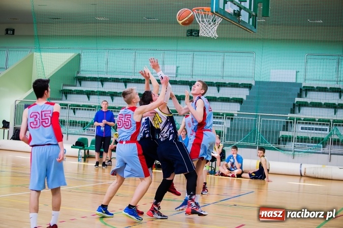 Zdjęcie w galerii na portalu naszraciborz.pl: Gimnazjum nr 1 drugie w półfinale wojewódzkim wiadomości z regionu