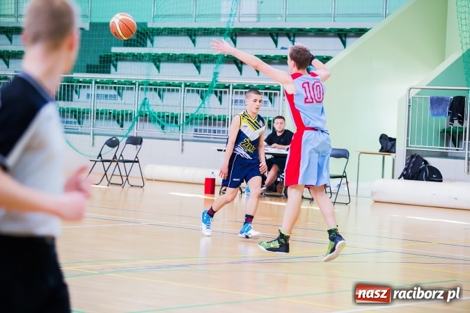 Zdjęcie w galerii na portalu naszraciborz.pl: Gimnazjum nr 1 drugie w półfinale wojewódzkim wiadomości z regionu