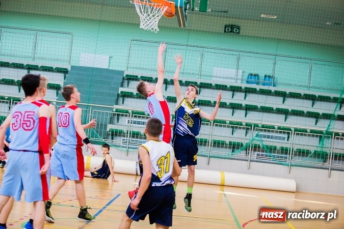 Zdjęcie w galerii na portalu naszraciborz.pl: Gimnazjum nr 1 drugie w półfinale wojewódzkim wiadomości z regionu