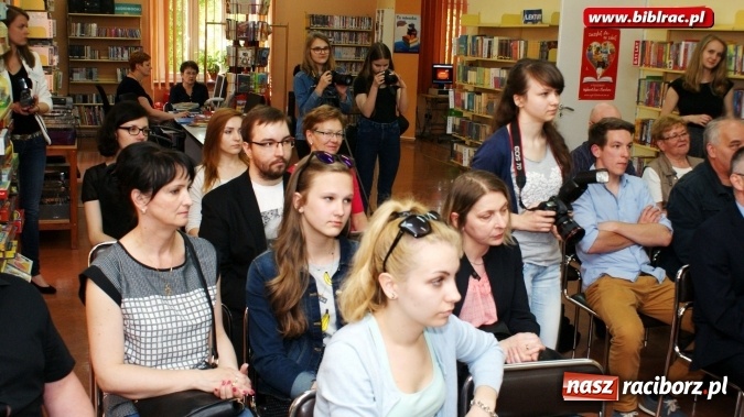 Zdjęcie w galerii na portalu naszraciborz.pl: Kryminalny obraz Miasta - wernisaż wystawy w Galerii GAWRA  wiadomości z regionu