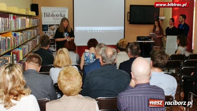 Zdjęcie w galerii na portalu naszraciborz.pl: Kryminalny obraz Miasta - wernisaż wystawy w Galerii GAWRA  wiadomości z regionu