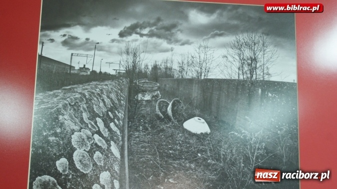 Zdjęcie w galerii na portalu naszraciborz.pl: Kryminalny obraz Miasta - wernisaż wystawy w Galerii GAWRA  wiadomości z regionu