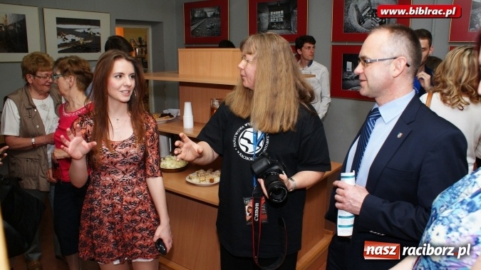 Zdjęcie w galerii na portalu naszraciborz.pl: Kryminalny obraz Miasta - wernisaż wystawy w Galerii GAWRA  wiadomości z regionu