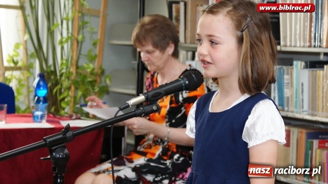 Zdjęcie w galerii na portalu naszraciborz.pl: Piyknie godali w bibliotece  wiadomości z regionu