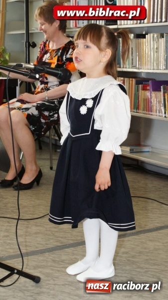 Zdjęcie w galerii na portalu naszraciborz.pl: Piyknie godali w bibliotece  wiadomości z regionu