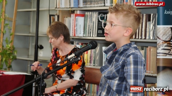 Zdjęcie w galerii na portalu naszraciborz.pl: Piyknie godali w bibliotece  wiadomości z regionu